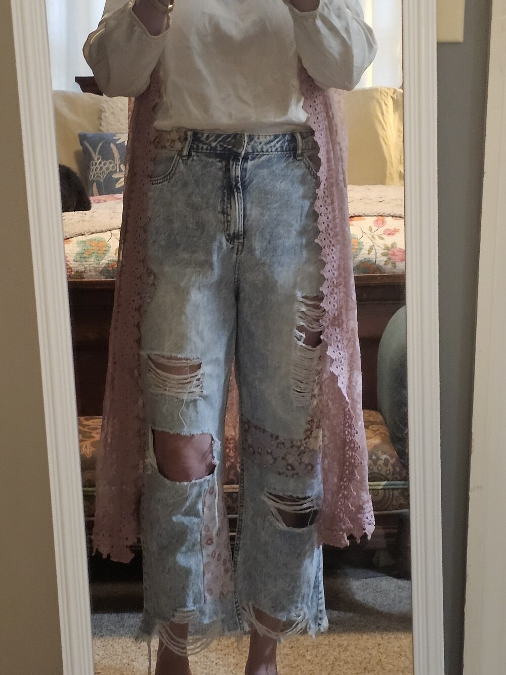 Denim~ Light Distressed Floral Patchwork High-Waist Women's Jeans Sz 12